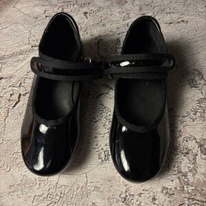 Danskin Freestyle Tap Shoes, Girl’s Size 10